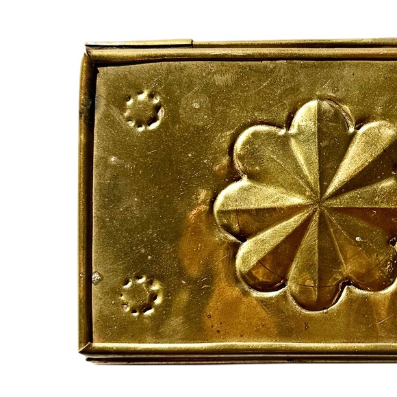 RARE FIND - Vintage Folding Double Sided Compact Mirror - Picture 7 of 13